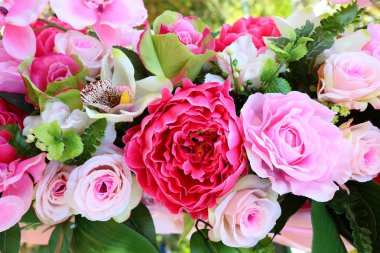 Güzel yapay buket çiçek arka plan