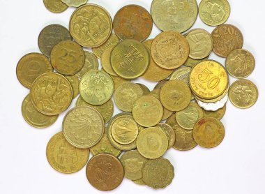 Uluslararası karma altın beyaz arka plan üzerinde