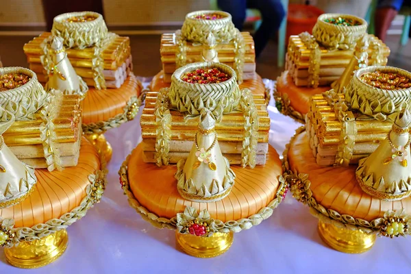 Acessório Noivado Dourado Para Cerimônia Tailandesa — Fotografia de Stock