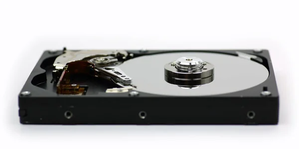 Жесткий Диск Hdd Открытой Верхней Крышкой Белом Фоне — стоковое фото