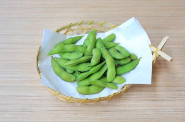 Edamame nibbles, haşlanmış yeşil soya fasulyesi, Japon yemekleri
