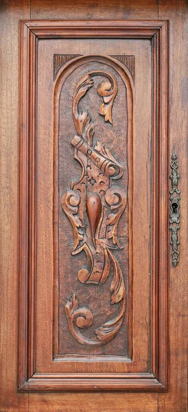 Europa Styl Rzeźbione Drzwi Drewniane — Zdjęcie stockowe