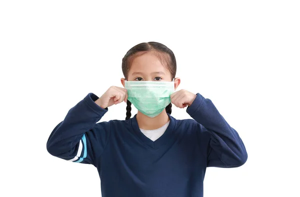 Closeup Asiático Pequena Criança Menina Vestindo Máscara Médica Isolado Fundo — Fotografia de Stock