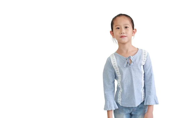 Porträtt Asiatisk Liten Flicka Isolerad Vit Bakgrund Med Kopia Utrymme — Stockfoto