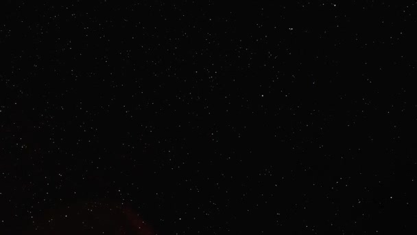 Sfondo cielo stellato notturno. Vista notturna di stelle luminose naturali — Video Stock