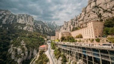 Katalonya, İspanya. Santa Maria de Montserrat. Benedictine Manastırı Montserrat Dağı, Monistrol De Montserrat, Katalonya, İspanya. Zaman aşımı, zaman aşımı