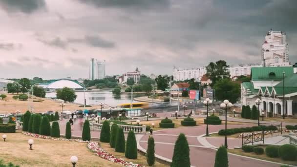 2018 년 6 월 14 일에 확인 함 . Minsk, Belarus - June 14, 2018: Cityscape View of Modern Architecture Of Minsk, In Nemiga, Nyamiha District. 유명 한 장소 — 비디오
