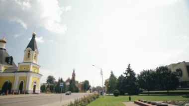 Rechytsa, Gomel Bölgesi, Belarus. Güneşli Yaz Gününde Yatakhane Katedrali