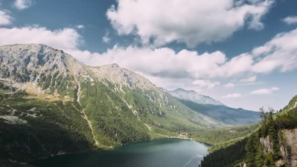波兰Tatra国家公园 夏日著名的高山湖莫斯凯奥科湖或海洋之眼湖 美丽的塔特拉湖景观俯瞰 经社文化组织世界储备网 波兰自然基金会 — 图库视频影像