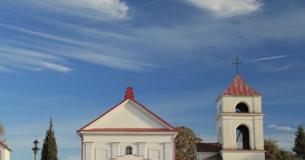 Mosar, Región de Vitebsk, Bielorrusia. Iglesia de Santa Ana — Vídeo de stock