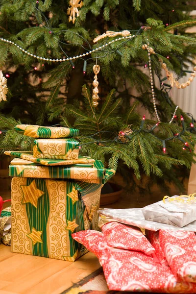 Gifts under Christmas tree — Stock Photo, Image