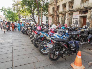 Motosiklet birkaç satır 