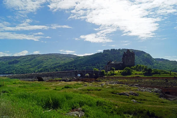 Eilean Donan Castle Castelo Terras Baixas Perto Dornie Uma Pequena — Fotografia de Stock