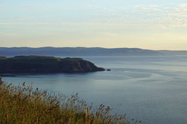 İskoçya nereye bakarsan bak güzel manzaralarla doludur. Doğanın güzelliğini kelimelere dökmek zordur..