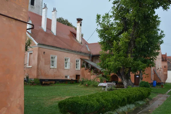 Nádvoří Středověkého Opevněný Kostel Cristian Transylvaniathe Město Byl Poprvé Zmíněn — Stock fotografie