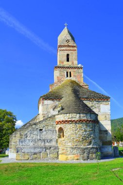 Eski Christin Kilisesi (IV. yüzyıl) köyünde Densus, Transilvanya, Romanya