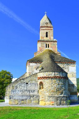 Eski Christin Kilisesi (IV. yüzyıl) köyünde Densus, Transilvanya, Romanya