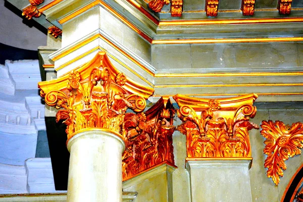 Wewnątrz Średniowiecznych Wzmocnione Saksońskiej Kościoła Wsi Crit Transylwania Rumunia — Zdjęcie stockowe
