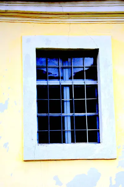 Patio Iglesia Medieval Fortificada Saxon Pueblo Crit Transilvania Rumania — Foto de Stock