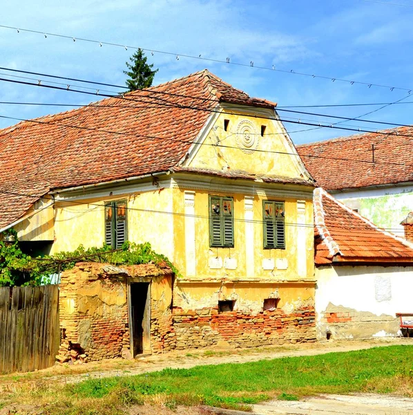 Paisagem Rural Típica Casas Camponeses Bradeni Henndorf Hegendorf Transilvânia Roménia — Fotografia de Stock