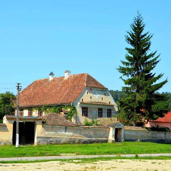 Paisagem Rural Típica Casas Camponeses Bruiu Braller Uma Comuna Condado — Fotografia de Stock