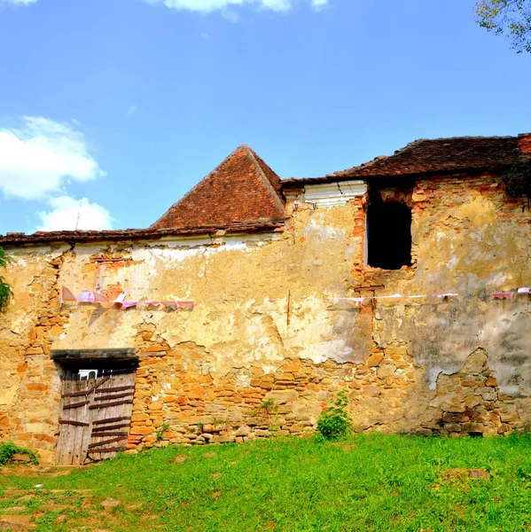 Ruinen Befestigte Mittelalterliche Sächsische Evangelische Kirche Dorf Felmer Felmern Siebenbürgen — Stockfoto