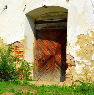Müstahkem Ortaçağ Sakson evangelic Kilisesi de köyün Ticuu Vechi, Deutsch-Tèkèsī, ikamet Ticu köy komün Braov County, Transilvanya, Romanya. Ticuu komün Villası olduğunu.