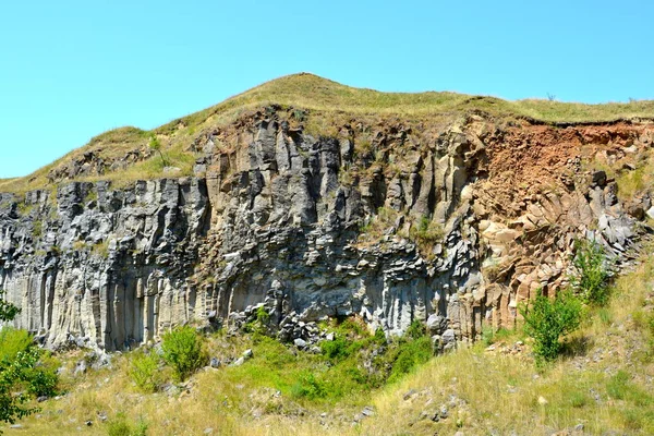 Basalte Les Roches Sont Des Affleurements Rocheux Volcaniques Sous Forme — Photo