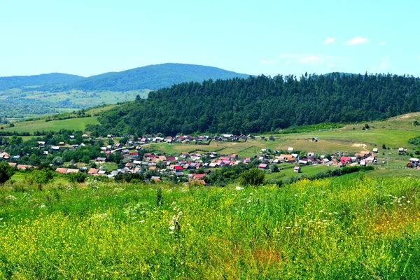 Widok Lotu Ptaka Wsi Racos Siedmiogrodzie Wieś Okręgu Braszów Pobliżu — Zdjęcie stockowe