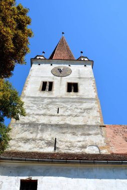 Köyün Cincu, Grossschenk, Transilvanya, Romanya müstahkem Ortaçağ Sakson kilise. e yerleşim 12. yüzyılda ortasında Sakson kolonistler tarafından kurulmuştur. Kilisenin sur 1522-1526 arasında gerçekleşti.