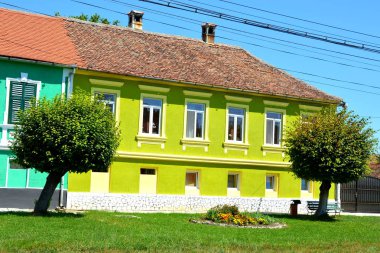 Tipik kırsal manzara ve köylü evlerde köyü Merghindeal - Mergenthal, Transilvanya, Romanya. Yerleşim 1336, ancak müstahkem kilise tarihi 13. yüzyılın ikinci yarısında sertifikalı ilk kez yapıldı..