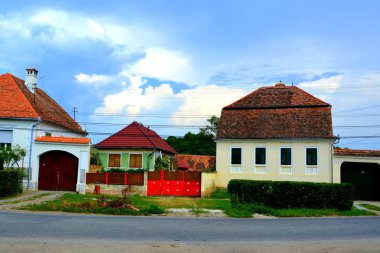 Dealu Frumos, Schoenberg, Merghindeal komün Sibiu County, Transilvanya, Romanya bir köyde evler tipik kırsal manzara ve köylü. İlk geri kalma 1280 için Satılık-satın alma eyleminde belirtilmiştir.