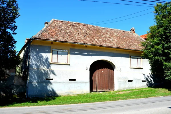 罗马尼亚特兰西瓦尼亚Grossschenk Cincu典型的农村景观和农民住房 该定居点是撒克逊殖民者在12世纪中叶建立的 — 图库照片