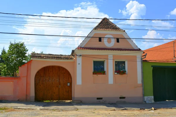 Agnita - Sakson belgeden 1280 ilk kez belirtilen Agnetheln, tipik kırsal manzara ve köylü evleri, bir zanaat geleneği, tanners, ayakkabıcılar, terziler, dogars ve potters eski Alman loncalar tarafından ünlü bir şehir 