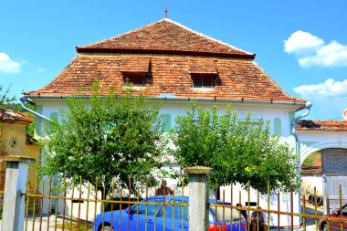 Tipik kırsal manzara ve köylü evler Vrd, tuhaf, Viert, Sakson köyde komün Chirpr Sibiu County, Transilvanya, Romanya