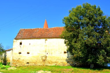 Bruiu - Braller, Sibiu County, Transilvanya, Romanya bir komün içinde müstahkem Ortaçağ Sakson kilise. Yerleşim 12. yüzyılda ortasında Sakson kolonistler tarafından kuruldu