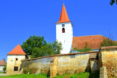 Bruiu - Braller, Sibiu County, Transilvanya, Romanya bir komün içinde müstahkem Ortaçağ Sakson kilise. Yerleşim 12. yüzyılda ortasında Sakson kolonistler tarafından kuruldu