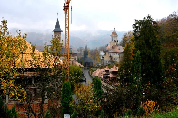 Höstfärg Saint Ana Rohia Kloster Typiska Landskapet Skogarna Transsylvanien Rumänien — Stockfoto
