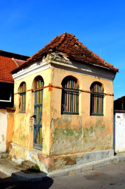 Sonbahar renkleri. Brasov, Transilvanya, Romanya, ülkenin merkezinde bulunan bir ilçedir şehrin tipik kentsel peyzaj