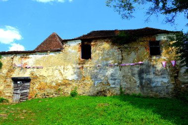 Harabeler. Müstahkem Ortaçağ Sakson evangelic Kilisesi de köyün Cobor, Transilvanya, Romanya. Yerleşim 12. yüzyılda ortasında Sakson kolonistler tarafından kuruldu