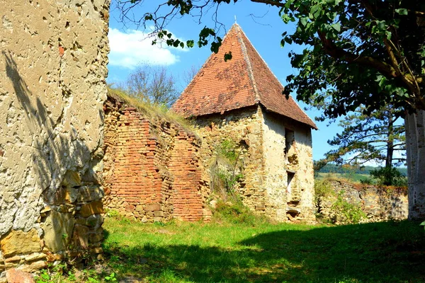 Ruinas Iglesia Evangélica Saxon Medieval Fortificada Pueblo Felmer Felmern Transilvania —  Fotos de Stock