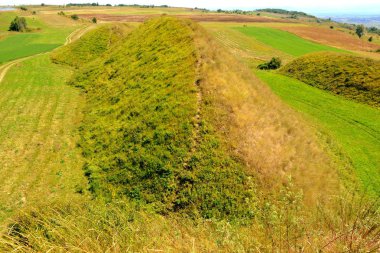 Celtic mezarları Sona Köyü, Brasov ilçe içinde Transilvanya Yaylası, Romanya,