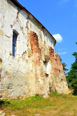 Harabeler. Müstahkem Ortaçağ Sakson evangelic Kilisesi de köyün Felmer, Felmern, Transilvanya, Romanya. Yerleşim 12. yüzyılda ortasında Sakson kolonistler tarafından kuruldu