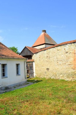 Tipik kırsal manzara ve köylü evlerde köyün Cata, Transilvanya, Romanya. Yerleşim 12. yüzyılda ortasında Sakson kolonistler tarafından kuruldu
