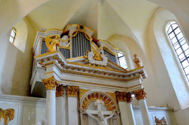 Müstahkem Ortaçağ Sakson evangelic kilise içinde köy Toarcla, Tartlau, Transilvanya, Romanya. Yerleşim 12. yüzyılda ortasında Sakson kolonistler tarafından kuruldu