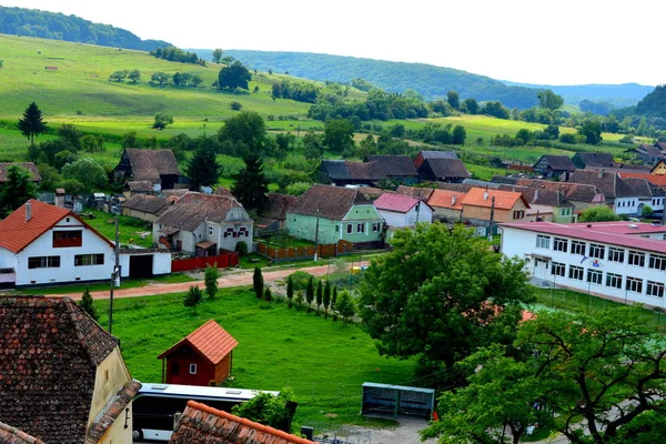 Typowy Krajobraz Chłop Domy Wiosce Apold Transylwania Rumunia Osada Została — Zdjęcie stockowe