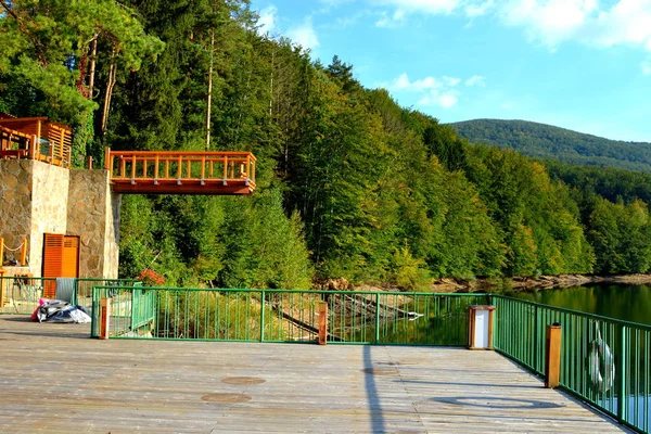 Letecký Pohled Jezero Valiug Banátu Jeho Okolí Typická Krajina Lesích — Stock fotografie