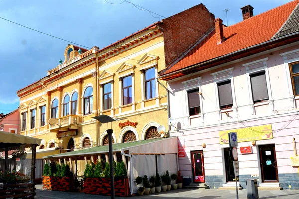 Typische Stadtlandschaft Der Stadt Orastie Transsilvanien Rumänien Eine Mittelalterliche Wehrkirche — Stockfoto