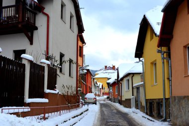 Tipik kentsel peyzaj şehrin Brasov, Transilvanya, Romanya, ülkenin merkezinde bulunan bir ilçedir. 300.000 nüfuslu.