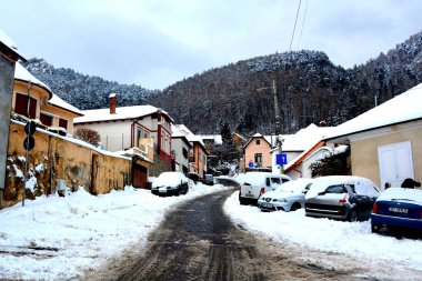Tipik kentsel peyzaj şehrin Brasov, Transilvanya, Romanya, ülkenin merkezinde bulunan bir ilçedir. 300.000 nüfuslu.